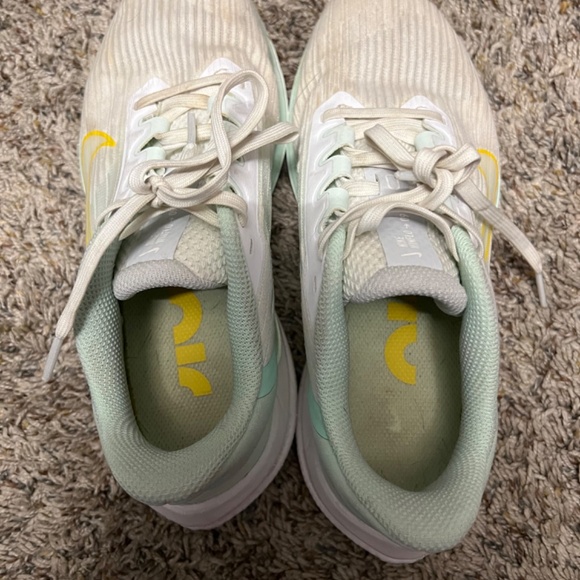 Nikes - Picture 3 of 3